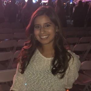 Meet your Posher, Ana